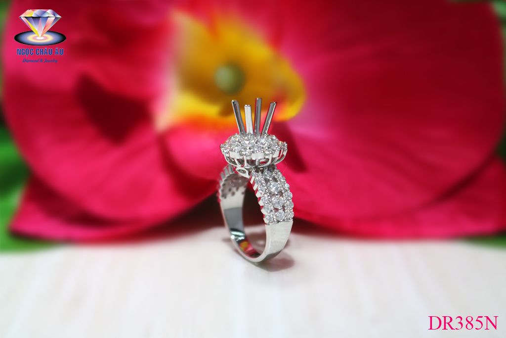 Nhẫn Kim Cương Thiên Nhiên DR385N