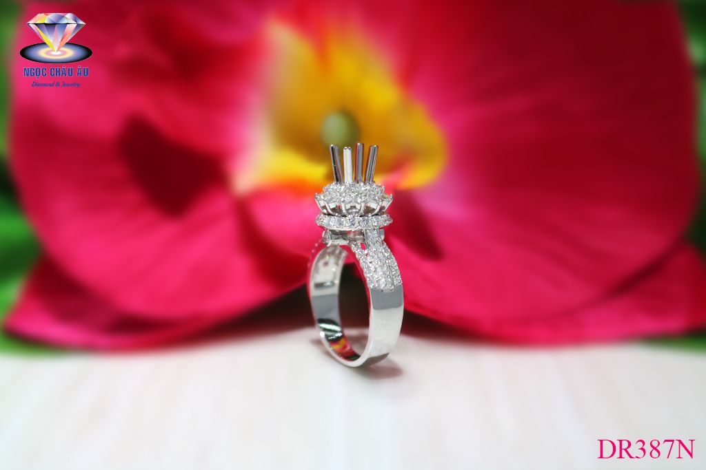 Nhẫn Kim Cương Thiên Nhiên DR387N