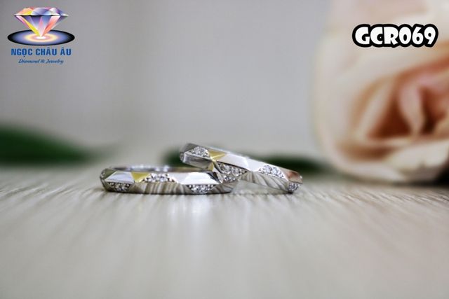 Nhẫn Cưới Vàng Ý GCR069