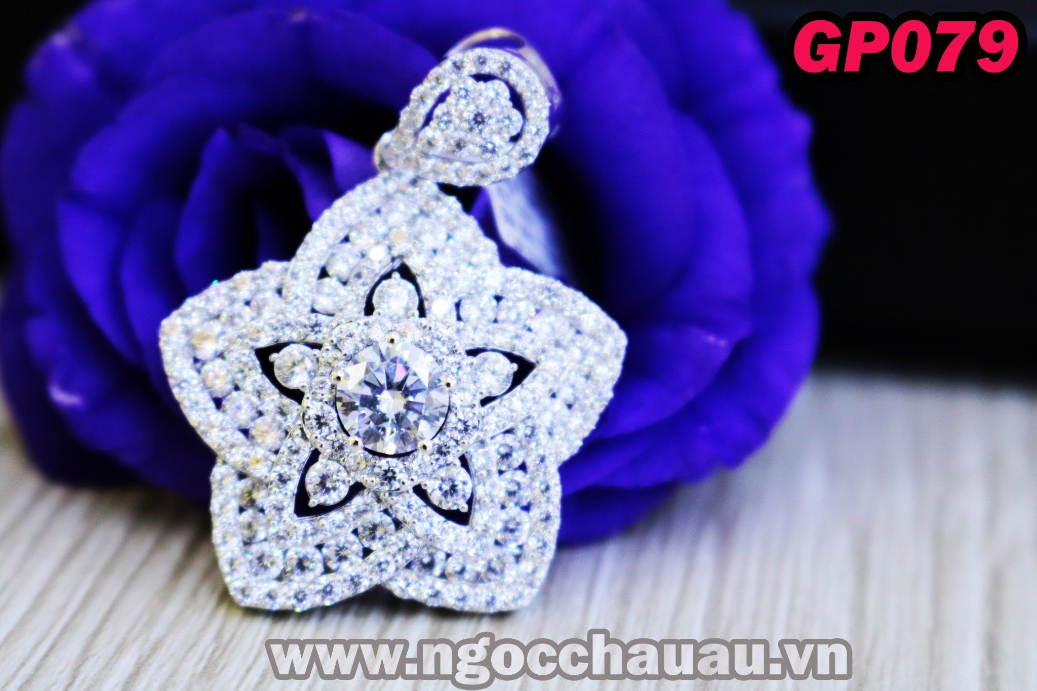 Mặt Dây Vàng Ý GP079