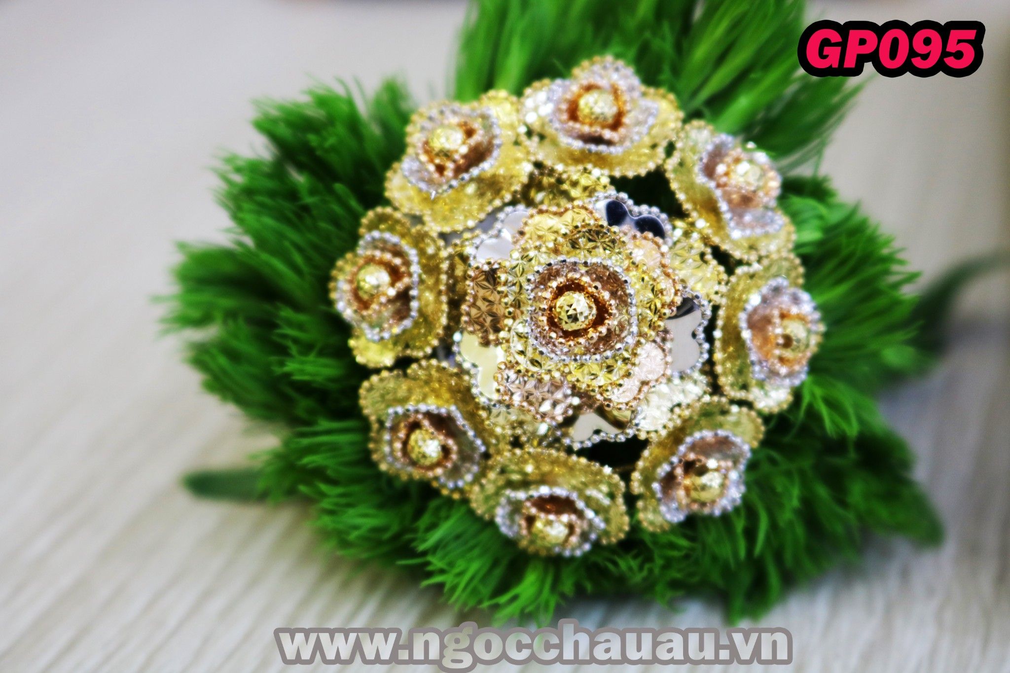Mặt Dây Vàng Ý GP095