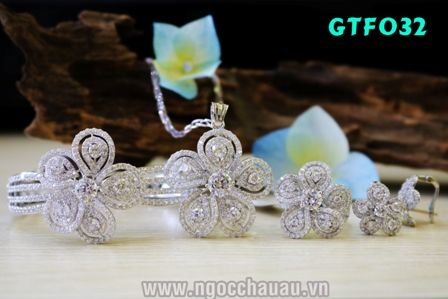 Nữ trang bộ Vàng Ý GTF032