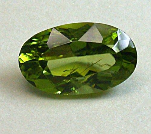 Peridot Oval