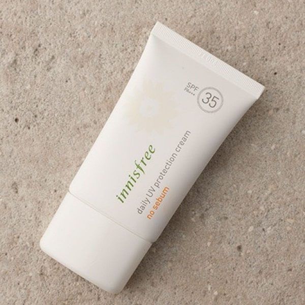 Kem Chống Nắng Innisfree Daily UV Protection Cream No Sebum SPF35 Pa+++