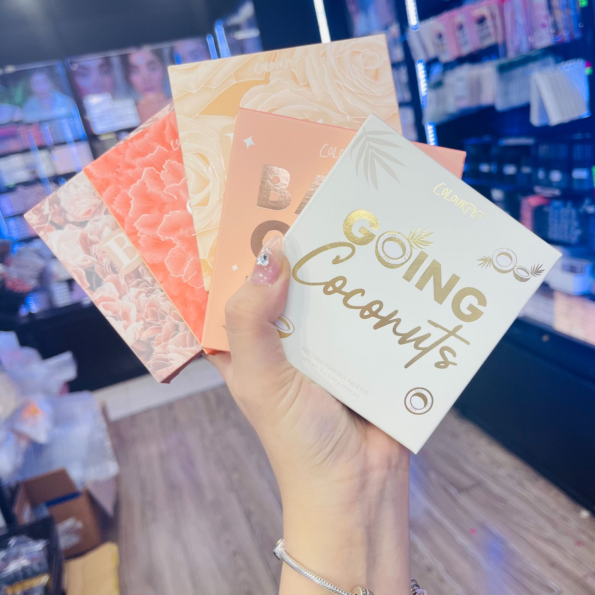  (Tổng hợp) Bảng Phấn Mắt 9 Màu COLOURPOP Eyeshadow Pressed Powder Palette 