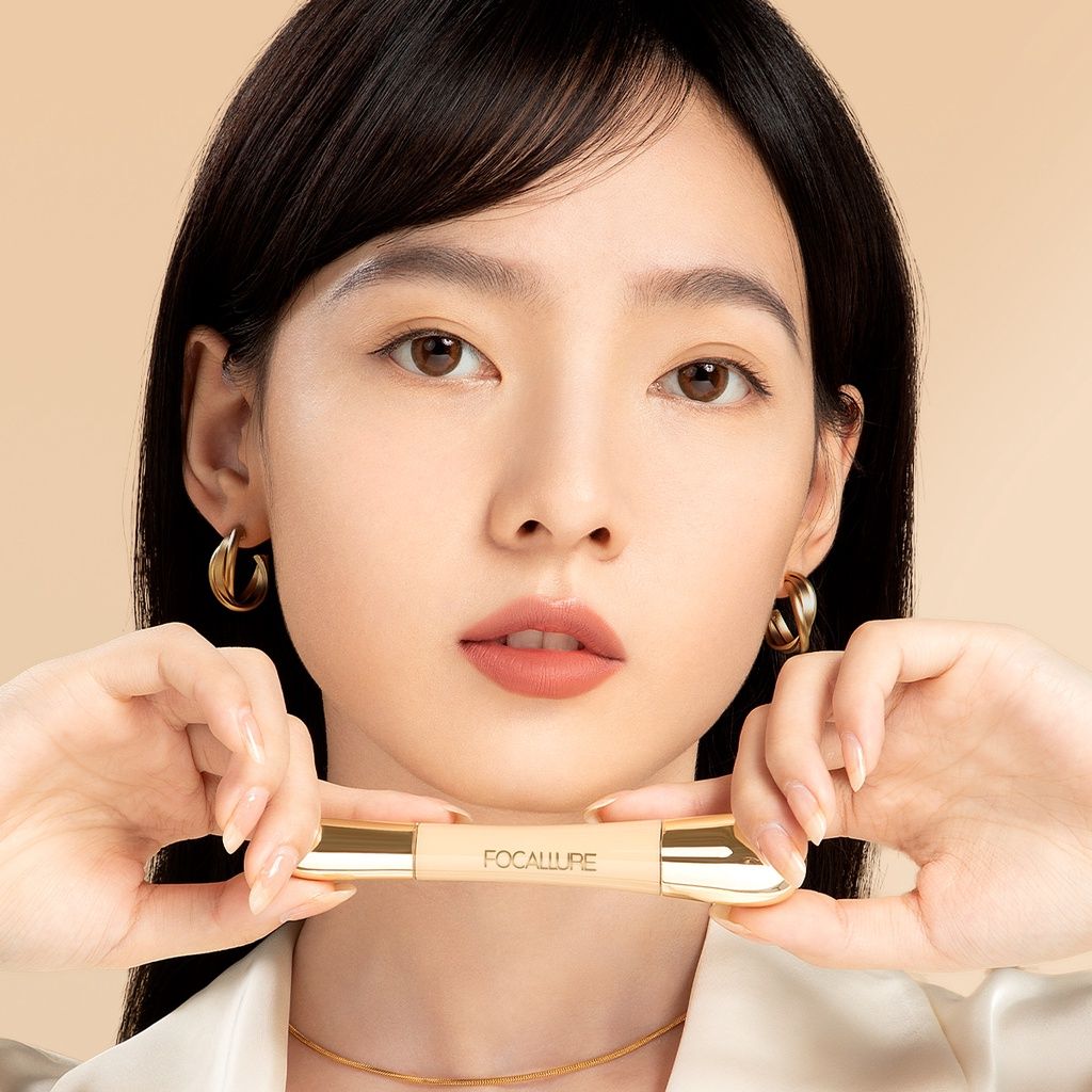 Che Khuyết Điểm Kèm Cọ Che Phủ Cao FOCALLURE Soft Matte Complete Concealer | FA230