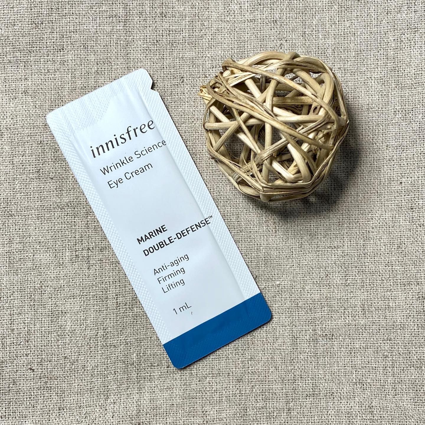 Kem Dưỡng Mắt Innisfree Wrinkle Science Eye Cream - Sample 1ml