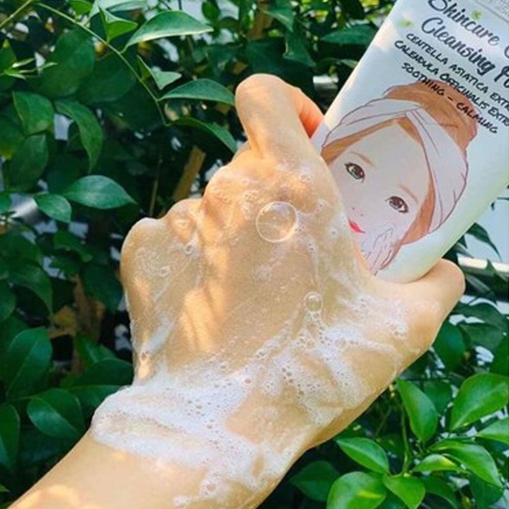 Sữa Rửa Mặt Rau Má Hoa Cúc SeoulRose Rosa Skincure Centella Cleansing Foam