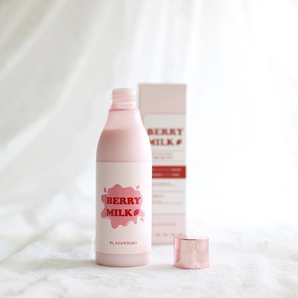 Nước Hoa Hồng Black Rouge Strawberry PongDang Milk Toner 200ml