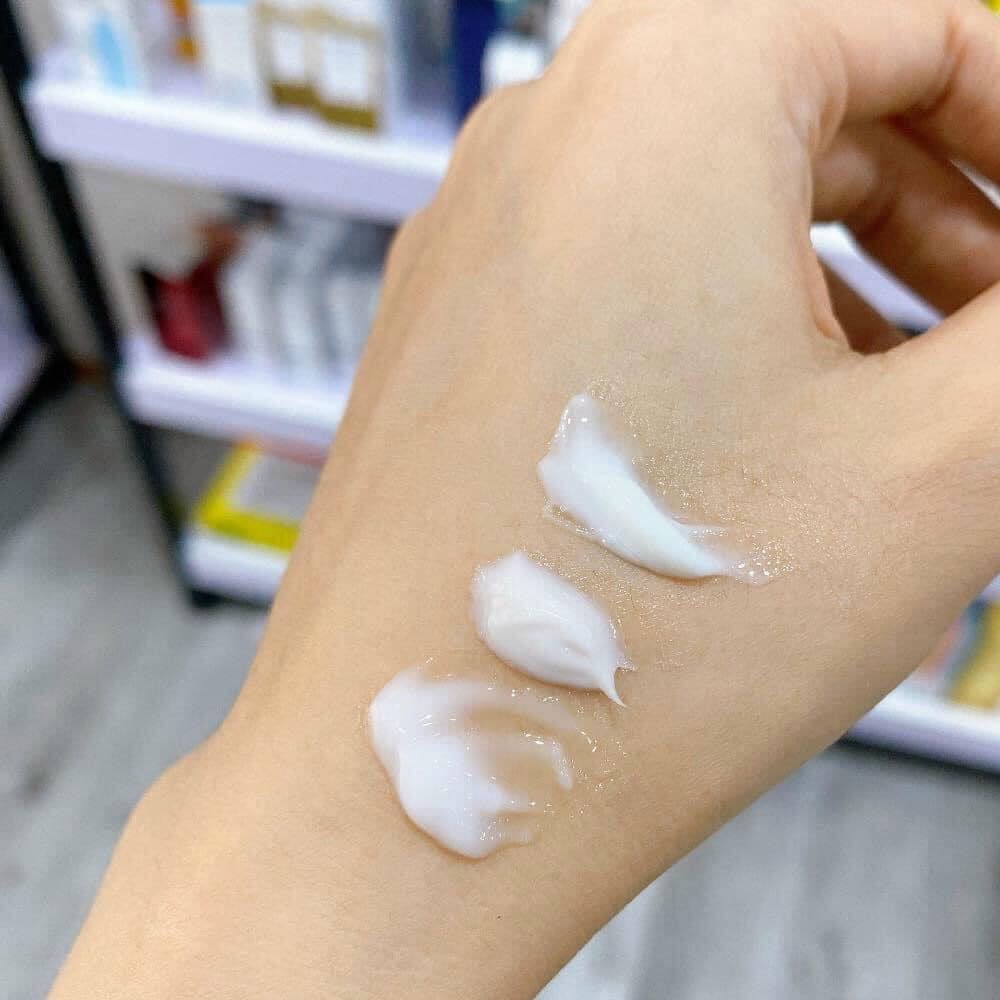 Kem Dưỡng AHC Capture Solution Prime Cream