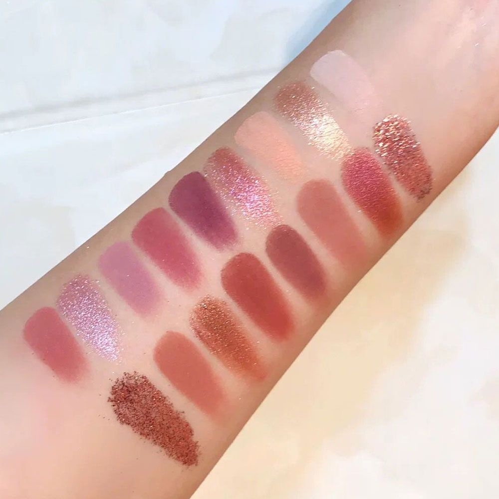 Phấn Mắt Hueua Beauty New Nude 18 Ô Nội Địa Trung