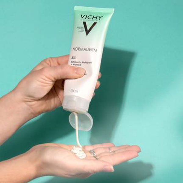 Tẩy tế bào chết ngừa mụn Vichy Normaderm 3 in 1 Scrub + Cleanser + Mask