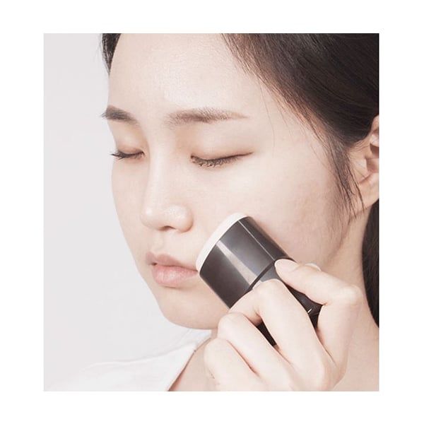 Sáp Trị Mụn Đầu Đen, Kiểm Soát Bã Nhờn Innisfree Super Volcanic Stick Mask 2X