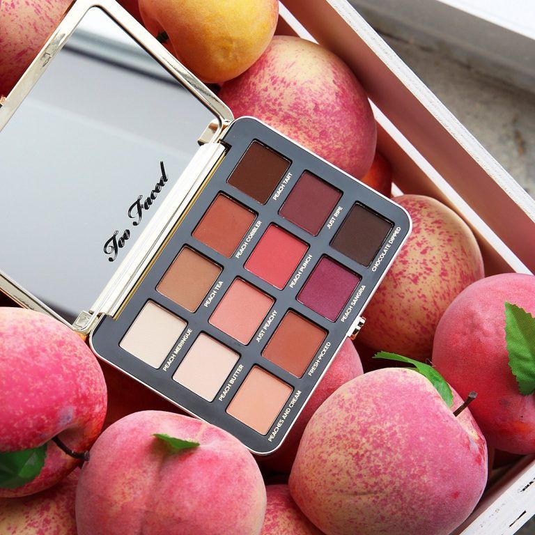 Bảng Phấn Mắt Too Faced Just Peachy Velvet Mattes Eyeshadow Palette (hộp)