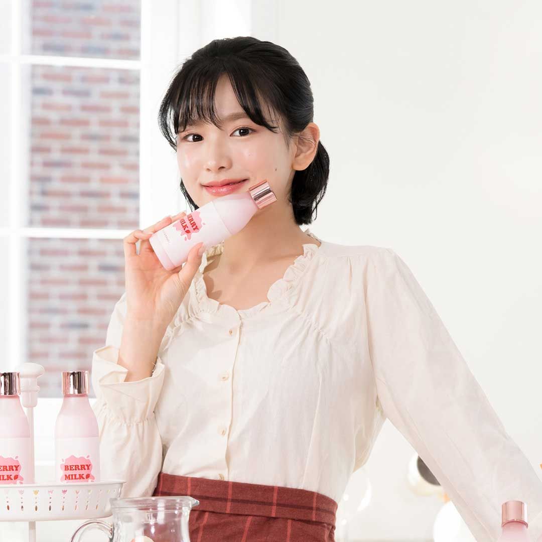 Nước Hoa Hồng Black Rouge Strawberry PongDang Milk Toner 200ml