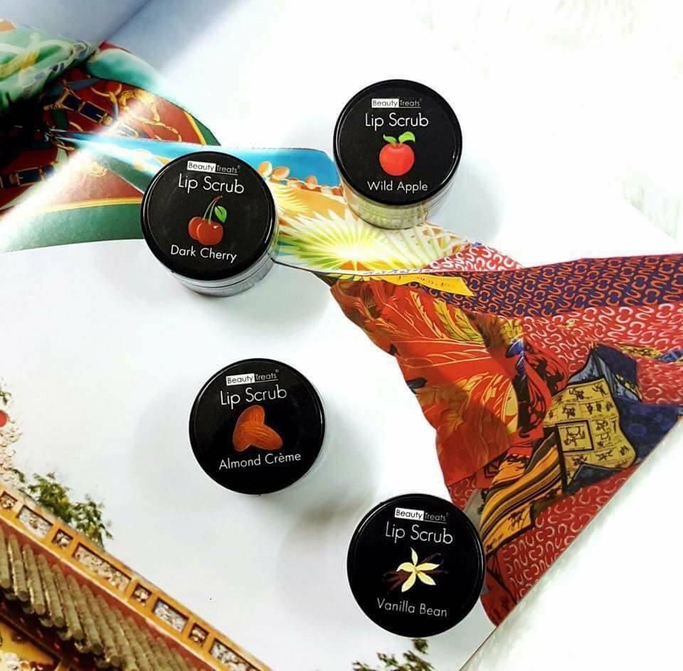 Tẩy tế bào chết môi Beauty Treats Lip Scrub