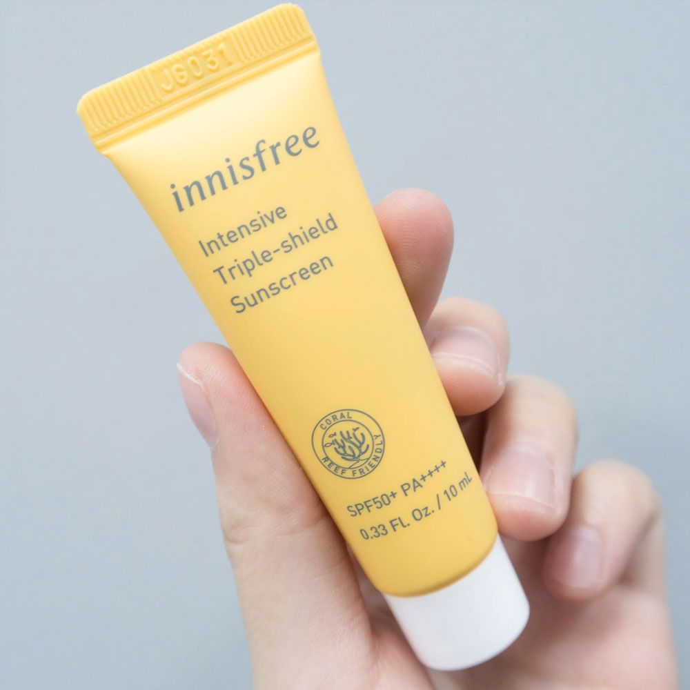  (Mẫu Mới) Kem chống nắng hàng ngày Innisfree Intensive Triple Shield Sunscreen SPF50+ PA++++ 