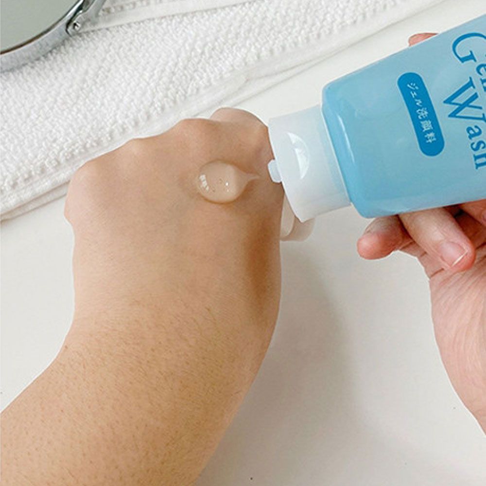Gel Rửa Mặt Senka Perfect Gel Gentle Wash Tơ Tằm