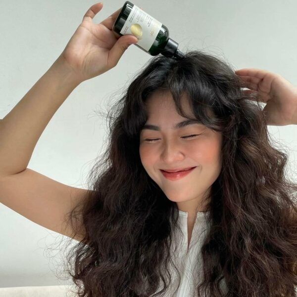  (Phiên Bản Nâng Cấp) Nước Dưỡng Tinh Dầu Bưởi COCOON Pomelo Hair Tonic 140ml 