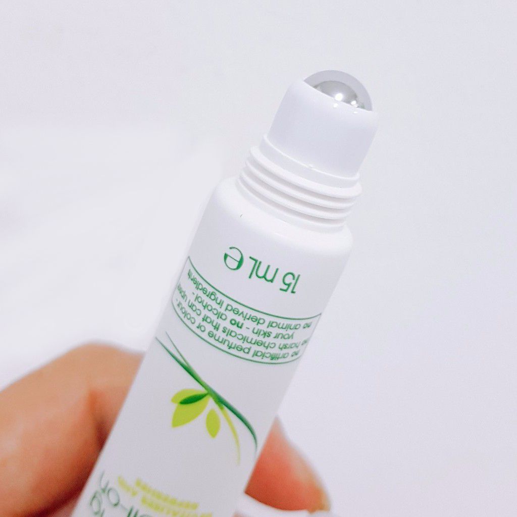 Lăn Dưỡng Mắt Simple Kind To Eyes Revitalising Eye Roll On
