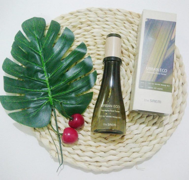 Nước hoa hồng The Saem Urban Eco Harakeke Root Toner 180ml