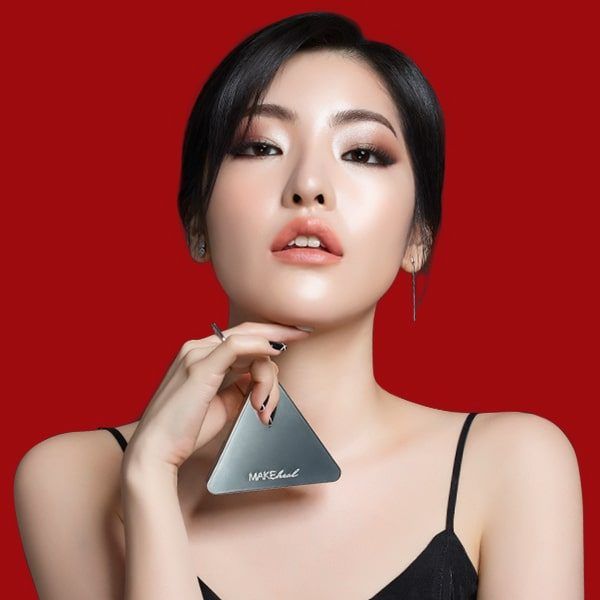 Bảng Màu Mắt 4 ô MAKEHeal Hidden Triangle Eye Palette