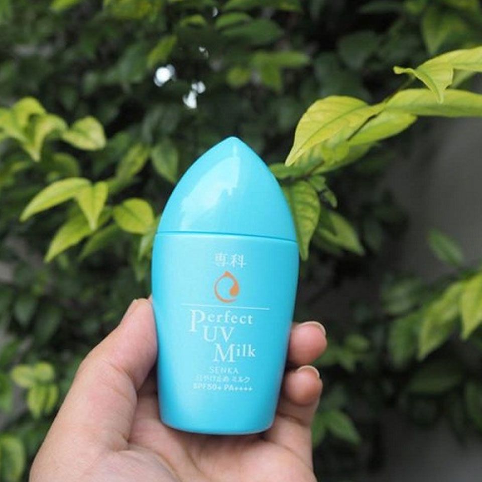 Kem Chống Nắng Dạng Sữa Senka Perfect UV Milk