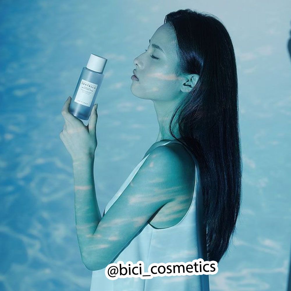 Nước Hoa Hồng Skin1004 Madagascar Centella Hyalu-Cica Brightening Toner