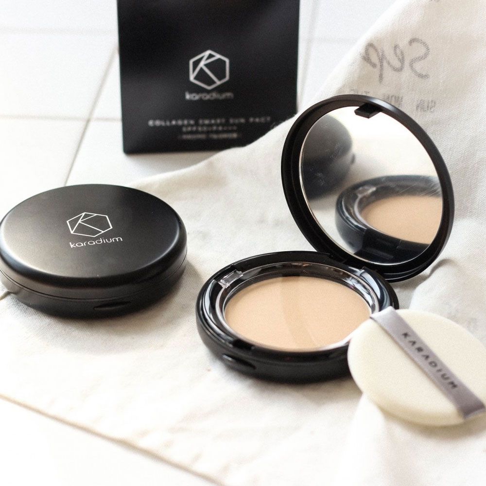 Phấn Phủ Kiềm Dầu Karadium Collagen Smart Sun Pact