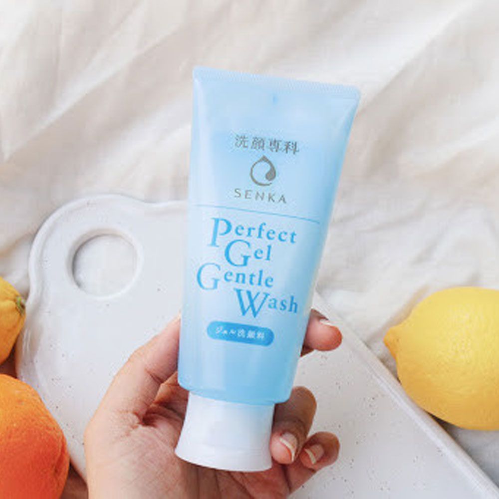 Gel Rửa Mặt Senka Perfect Gel Gentle Wash Tơ Tằm