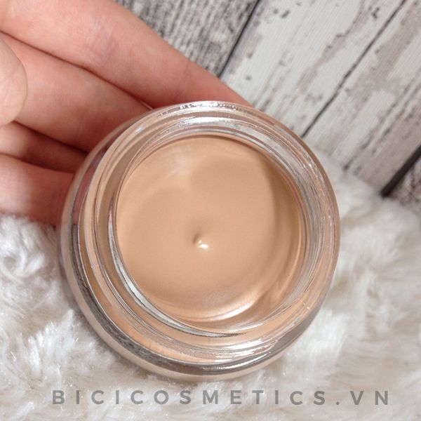 Phấn Tươi Essence Soft Touch Mousse Make-up