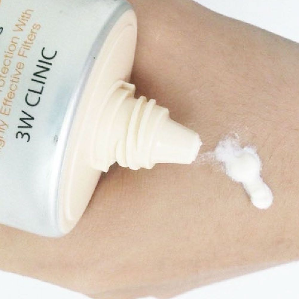 Kem Chống Nắng 3W Clinic Intensive UV Sunblock Cream SPF 50++ PA+++