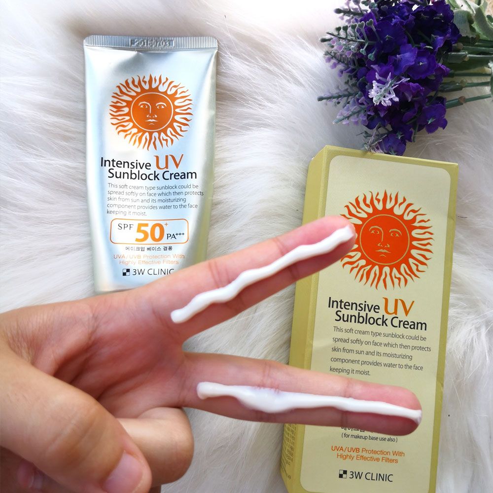Kem Chống Nắng 3W Clinic Intensive UV Sunblock Cream SPF 50++ PA+++