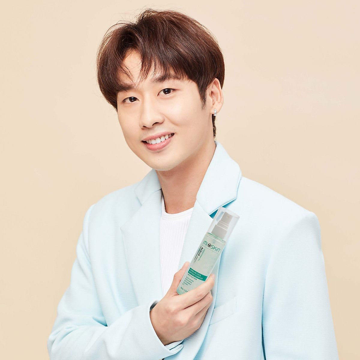 Xịt Khoáng Tế Bào Gốc MioSkin Aqua Frozen Mist 5 in 1 Effects 100ml
