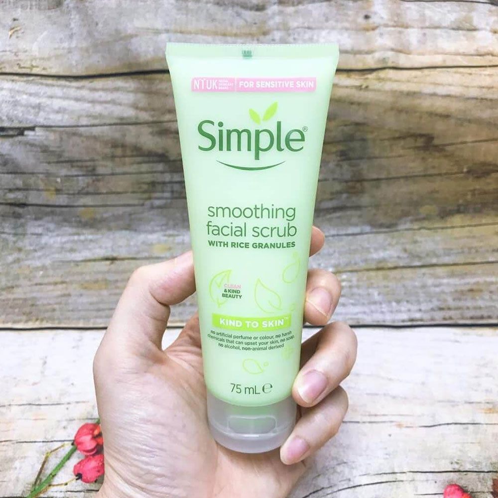 Tẩy Da Chết Simple Kind To Skin Smoothing Facial Scrub – 75ml