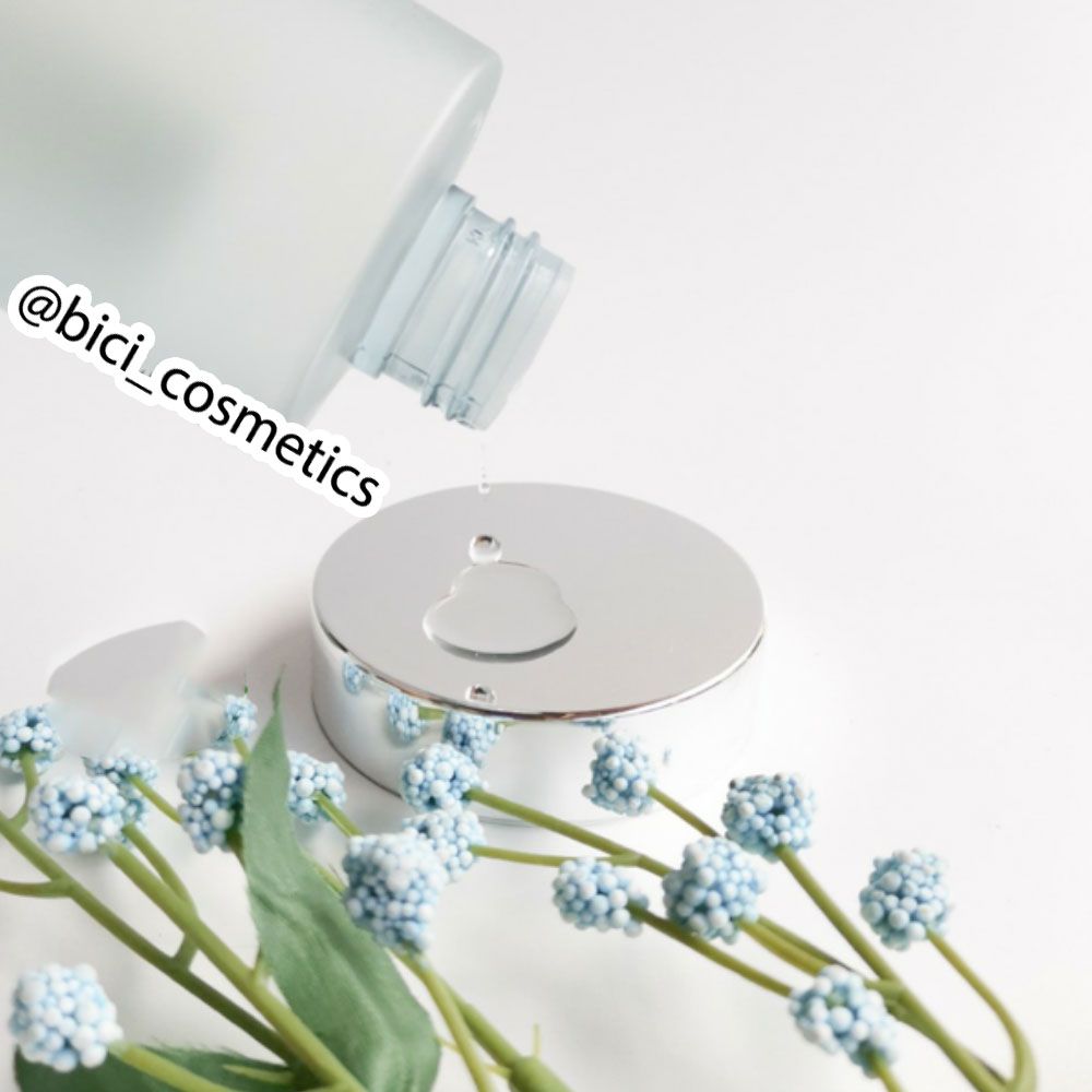 Nước Hoa Hồng Skin1004 Madagascar Centella Hyalu-Cica Brightening Toner