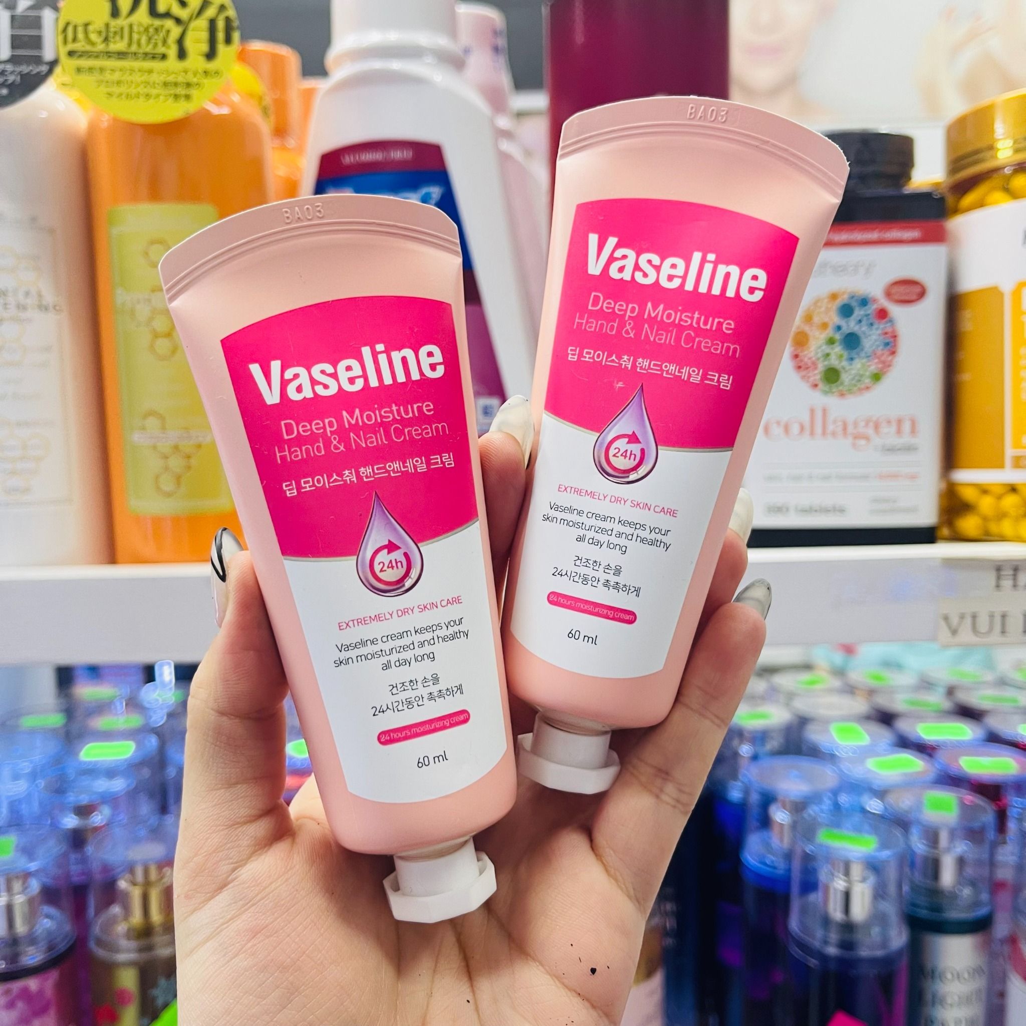 Kem Dưỡng Da Tay & Móng Cấp Ẩm Da VASELINE 24H Deep Moisture Hand & Nail Cream 60ml