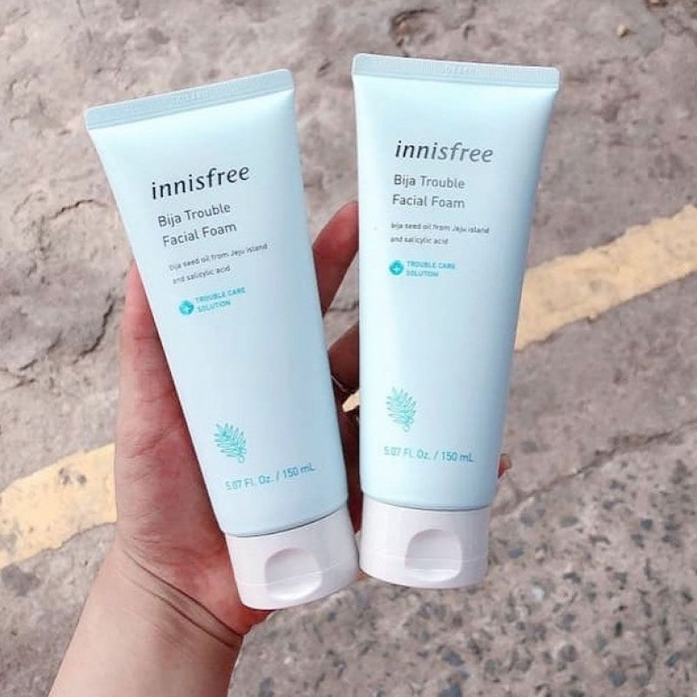 Sữa Rửa Mặt Trị Mụn Innisfree Bija Trouble Facial Foam