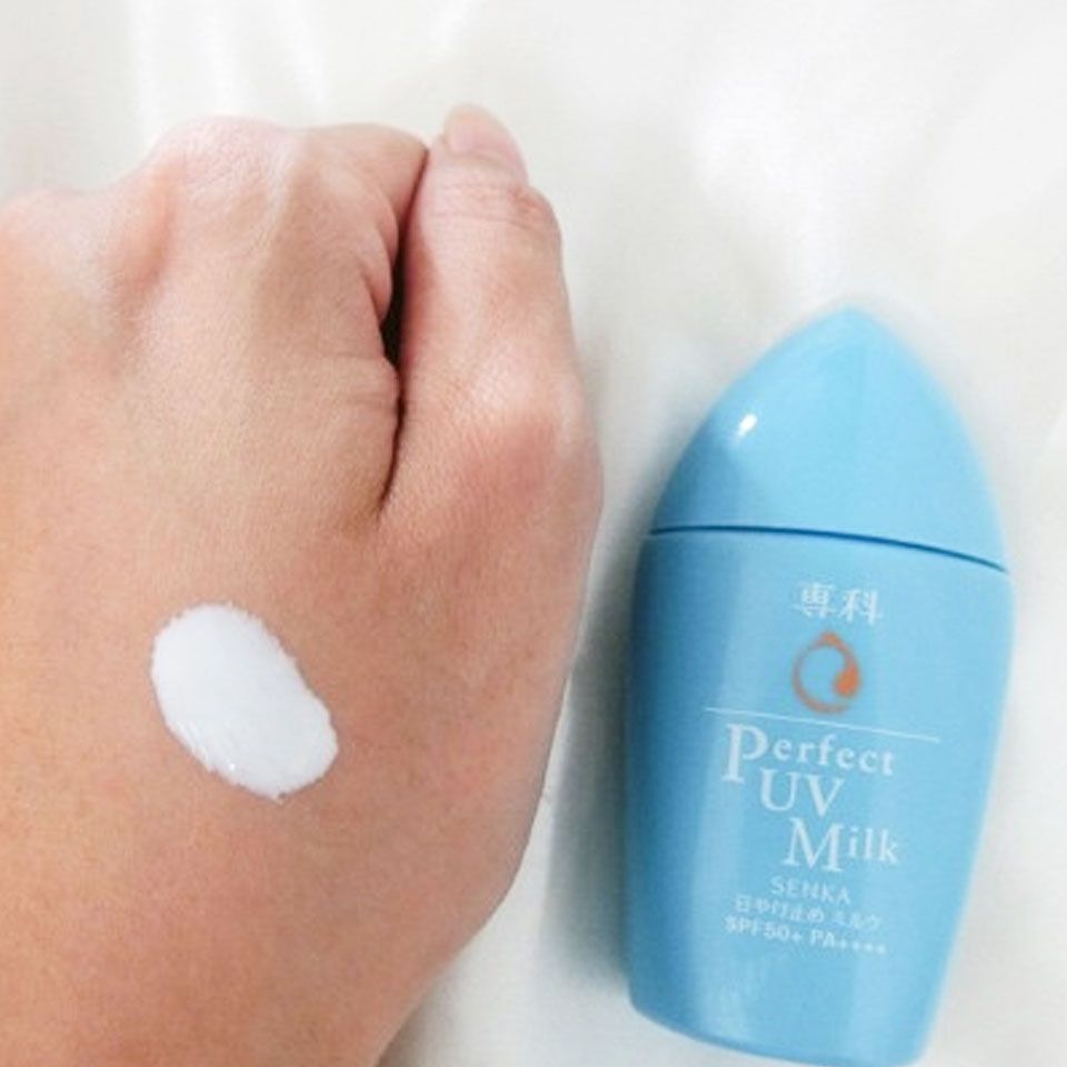 Kem Chống Nắng Dạng Sữa Senka Perfect UV Milk