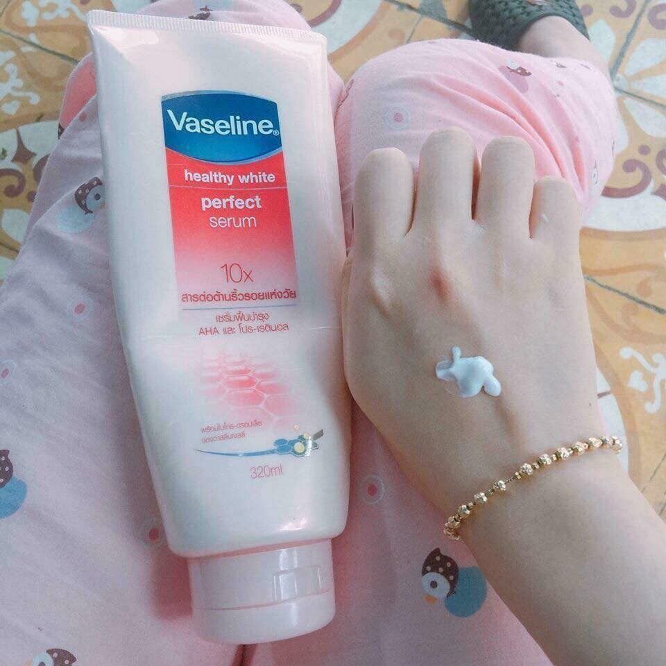 Sữa dưỡng thể trắng da Vaseline Healthy White Perfect Serum 10X - 320ml