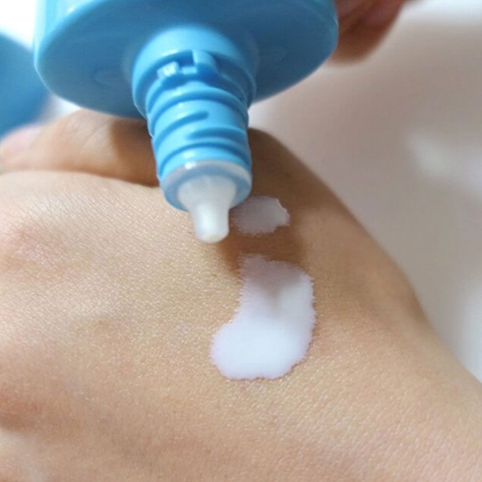 Kem Chống Nắng Dạng Sữa Senka Perfect UV Milk