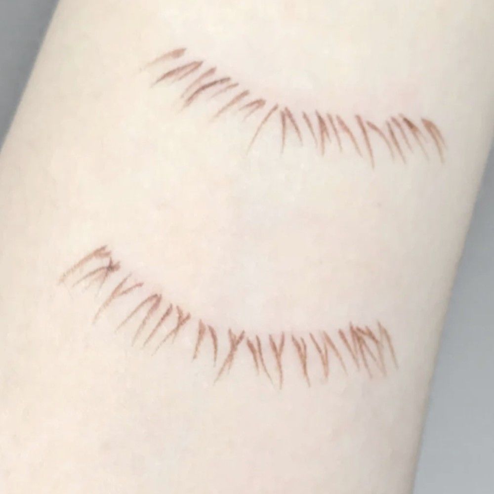 Kẻ Mắt Lâu Trôi Hold Live Slim Smooth Eyeliner Nội Địa Trung Chính Hãng