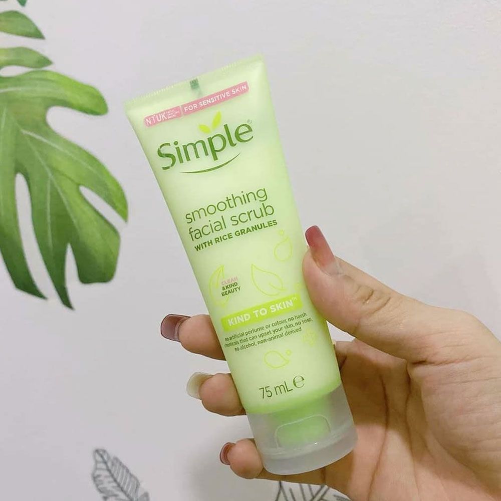 Tẩy Da Chết Simple Kind To Skin Smoothing Facial Scrub – 75ml