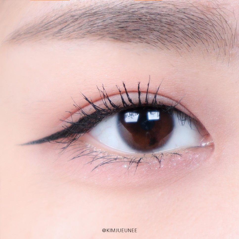  Kẻ Mắt Nước Merzy The First Pen Eyeliner 