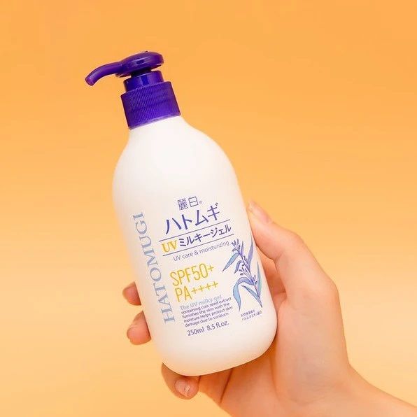  Sữa Dưỡng Thể Cấp Ẩm Làm Sáng Da Có Chống Nắng HATOMUGI UV Care & Moisturizing The UV Milky Gel SPF50/PA+++ 250ML 