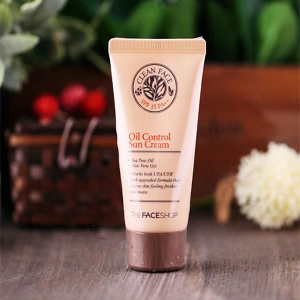 Kem Chống Nắng The Face Shop Oil Control Sun Cream