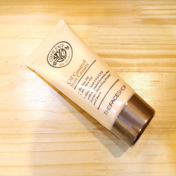 Kem Chống Nắng The Face Shop Oil Control Sun Cream