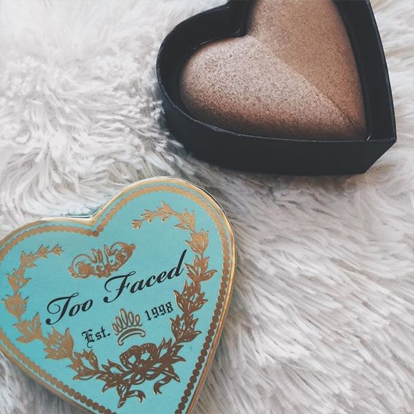 Phấn Tạo Khối Too Faced Sweethearts Bronzer