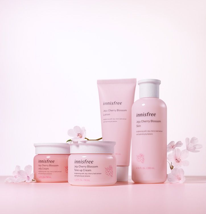 Gel Rửa Mặt Tạo Bọt Innisfree Jeju Cherry Blossom Jam Cleanser 150g