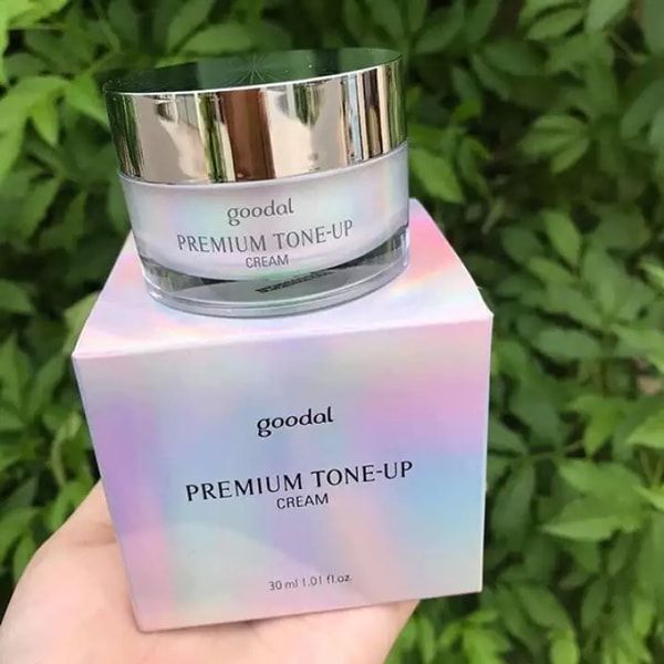 Kem Dưỡng Trắng Da Goodal Premium Snail Tone-Up Cream 30ml